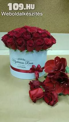 Virágbox 40 szál bordó rózsából.